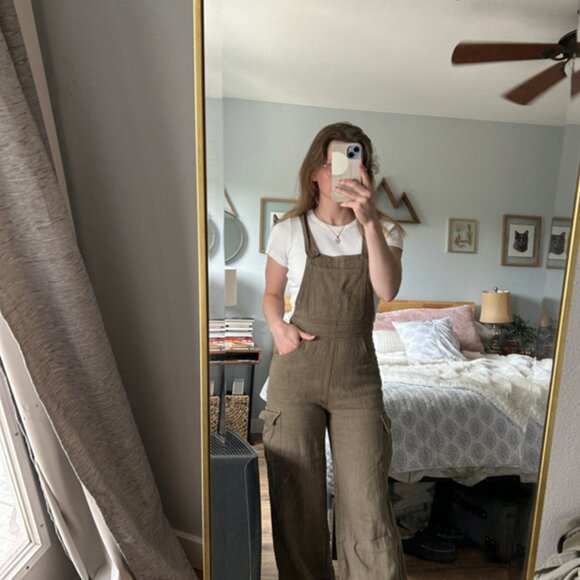 Flat White Linen Cargo Overalls - Picture 2 of 6
